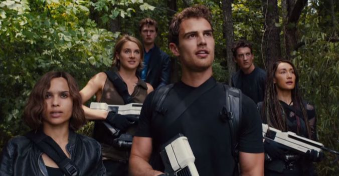 see-what-s-beyond-the-wall-in-the-first-divergent-series-allegiant-trailer-617205